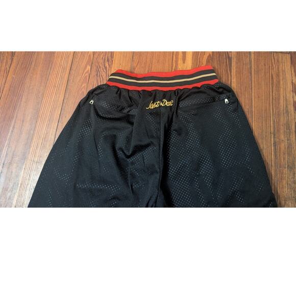 Just Don Sixers Shorts Size Large - Picture 5 of 6